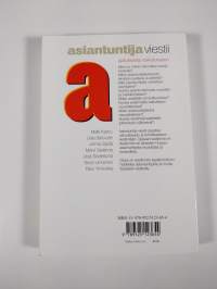 Asiantuntija viestii : ajatuksesta vaikutukseen