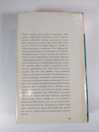 Keskipäivän maa : 1916-1941
