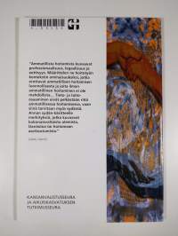 Aikuiskasvatus 4/2007, aikuiskasvatustieteellinen aikakauslehti : Hoiva, vastuu ja huolenpito