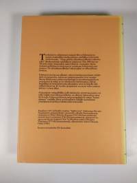 Aitanpolulta yhteiskunnalliseksi vaikuttajaksi : keskustalaisen naisliikkeen toimintaa 1906-1985