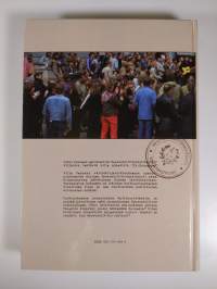 Tehtävänä Neuvostoliitto : opetusministeriön Neuvostoliittoinstituutin roolit suomalaisessa politiikassa 1944-1992