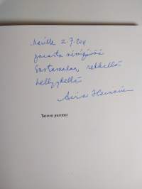 Taiteen puremat : muistelmia 1967-2007 (tekijän omiste, signeerattu)