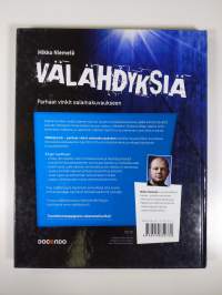 Välähdyksiä : parhaat vinkit salamakuvaukseen