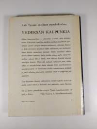 Maailmanteatteri : runoja