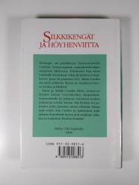 Silkkikengät ja höyhenviitta