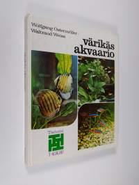 Värikäs akvaario