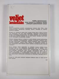 Veljet keskenään
