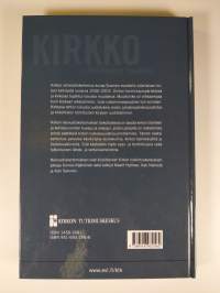 Kirkko muutosten keskellä : Suomen evankelis-luterilainen kirkko vuosina 2000-2003 (ERINOMAINEN)