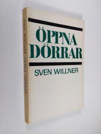 Öppna dörrar : osystematiska anteckningar om högt och lågt