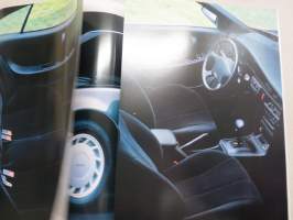 Nissan Maxima QX 3.0 V6 ABS 1992 -myyntiesite / brochure