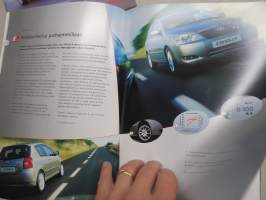 Toyota Corolla 2001 -myyntiesite / sales brochure