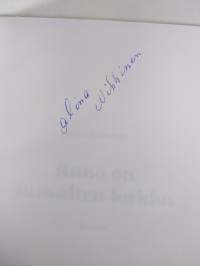 Runo on Jumalten kukka (signeerattu)