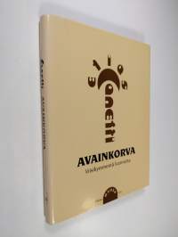 Avainkorva : viisikymmentä luonnetta