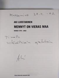 Mennyt on vieras maa : runoja 1975-2002 (tekijän omiste)
