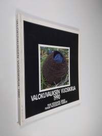 Valokuvauksen vuosikirja 1990 = Finsk fotografisk årsbok = Finnish photographic yearbook