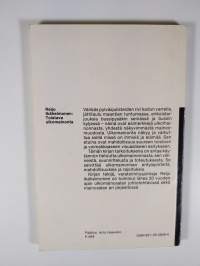 Toistava ulkomainonta