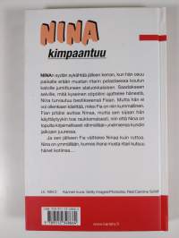 Nina kimpaantuu