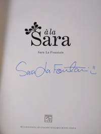 À la Sara (signeerattu)