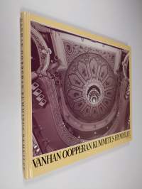 Vanhan oopperan kummitus hymyilee (signeerattu)