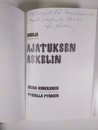 Ajatuksen askelin : Runoja (signeerattu)