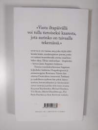 Iltapäivä : esseitä kohtalosta ja ikävän hetkistä