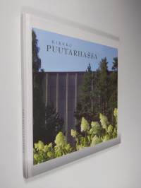 Kirkko puutarhassa : Tapiolan kirkko 40 vuotta