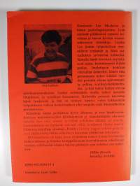 Hiillostuskierre : ihmissuhderomaani (signeerattu)
