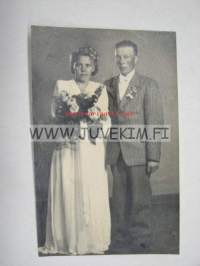 Sylvi &amp; Eino 1946 -valokuva