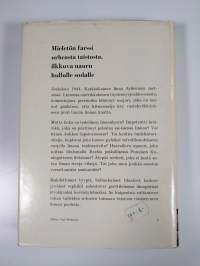Me urheat soturit pelastimme linnan