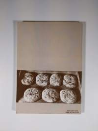 Tulentallojain tarinoita 2 : joutsenolainen kotiseutulukemisto 1720-luvulta 1860-luvulle