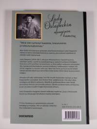 Lady Ostapeckin maaginen kamera : Amerikansuomalainen taiteilijakutsumus (UUDENVEROINEN)