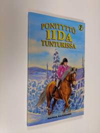 Ponityttö Iida tunturissa