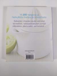 200 mehua ja smoothieta