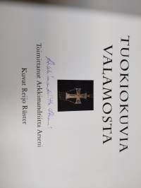 Tuokiokuvia Valamosta (signeerattu)