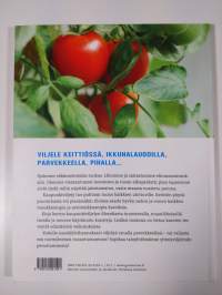 Villiinny kaupunkiviljelijäksi : lähiruokaa tosi läheltä (UUDENVEROINEN)