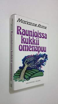 Raunioissa kukkii omenapuu