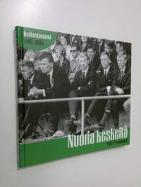 Nuoria keskeltä : keskustanuoret 1945-2005