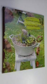Yhdeksän polkua puutarhaan (ERINOMAINEN)