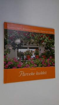 Parveke kukkii