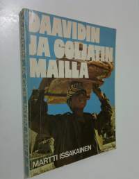 Daavidin ja Goljatin mailla (signeerattu)