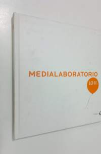 Medialaboratorio 10 v.