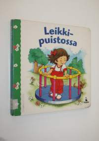 Leikkipuistossa
