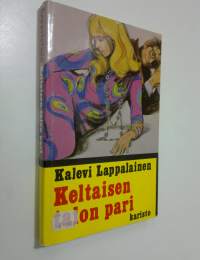 Keltaisen talon pari