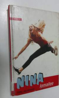 Nina lomailee