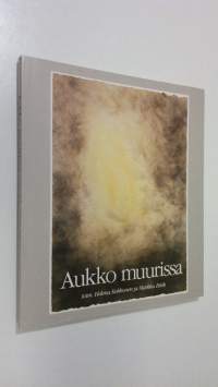 Aukko muurissa