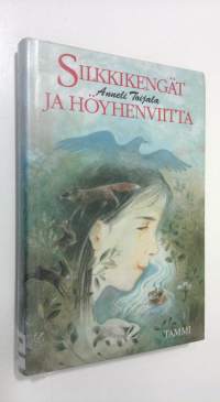 Silkkikengät ja höyhenviitta