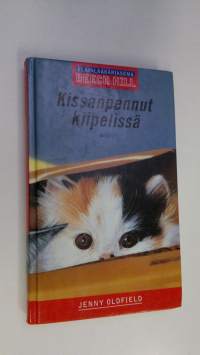 Kissanpennut kiipelissä