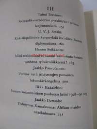 Oman ajan historia ja politiikan tutkimus  