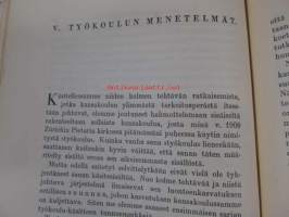 Työkoulun käsite