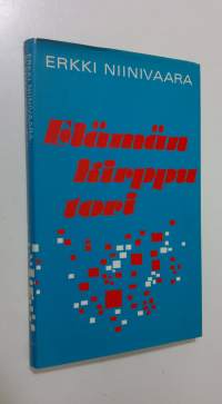 Elämän kirpputori : tapahtumia, tilanteita, ihmisiä